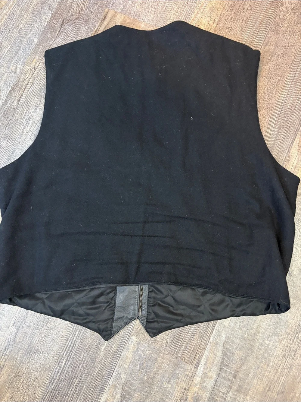 Vintage Black Quilted Leather Vest with Zip Pockets